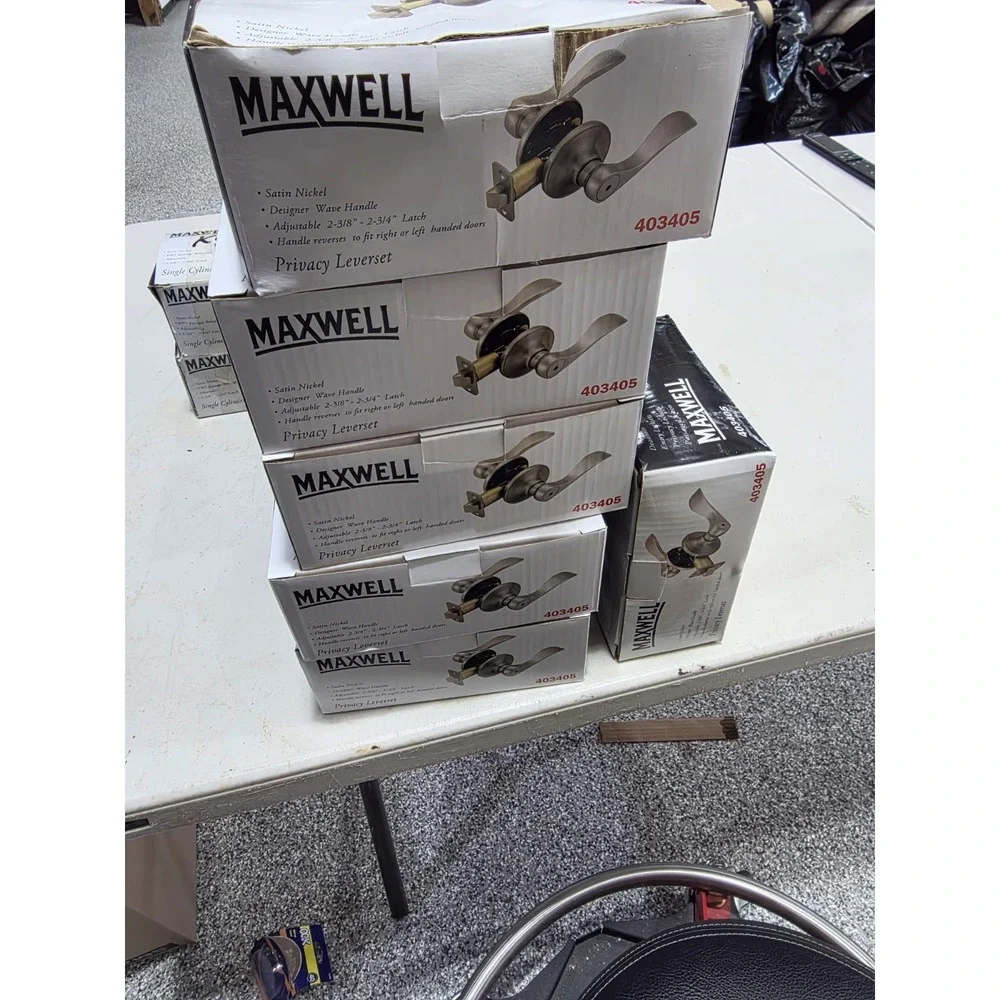 Lot Of 18 Maxwell Wave‎ Handle Lever Privacy Lock - Satin Nickel 403405